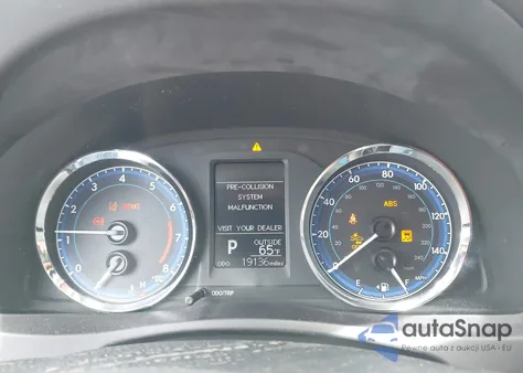 2017 Toyota Corolla Le z USA, uszkodzony, nr VIN 5YFBURHE2HP587255